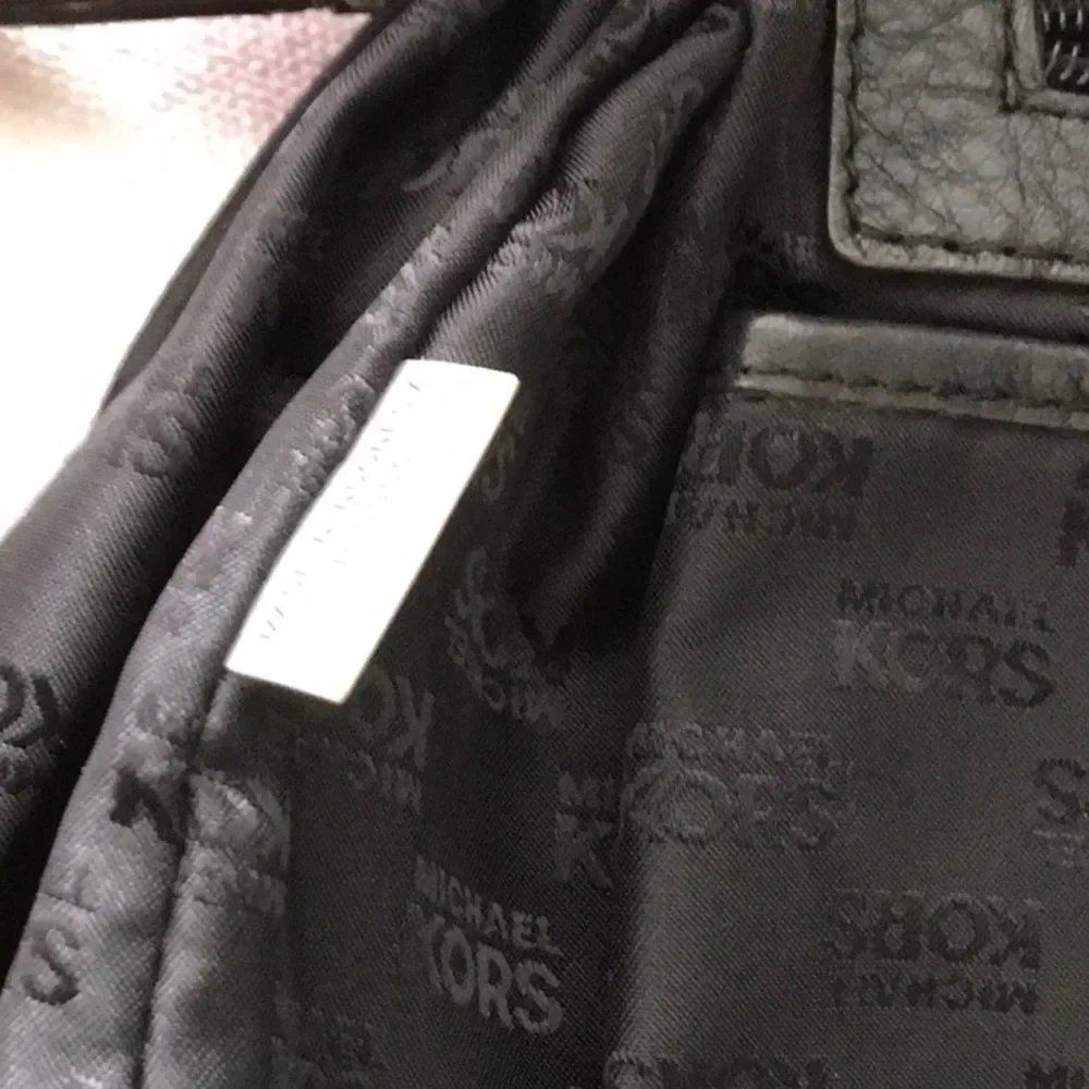 Michael Kors black & brown Leather handbag. - Picture 13 of 16